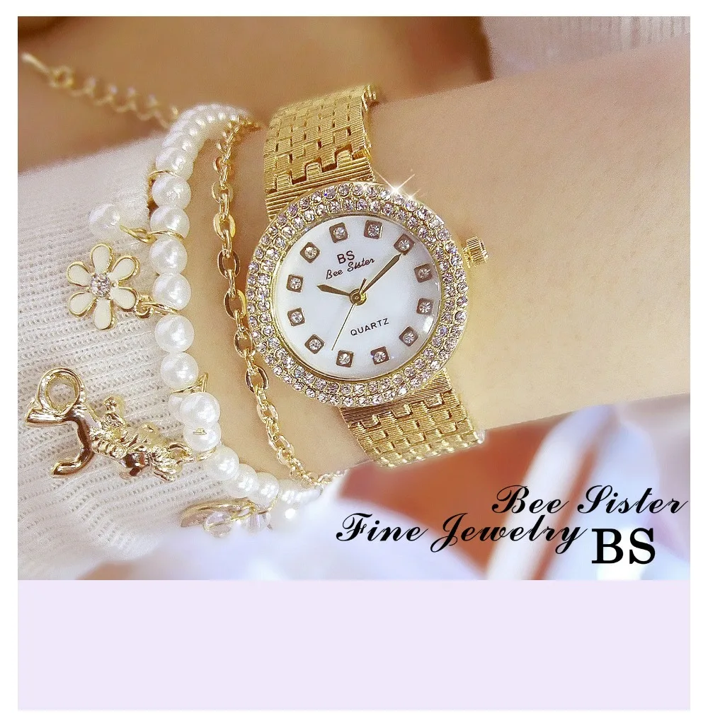 clock women 3