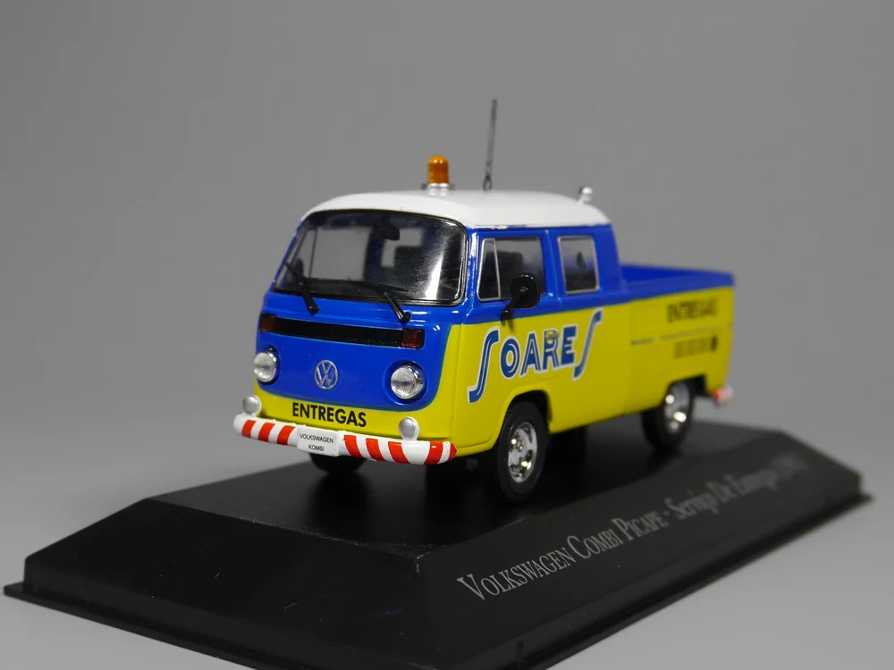 Авто ИНН-ixo 1:43 Volkswagen Kombi Picape 1981 литая модель автомобиля