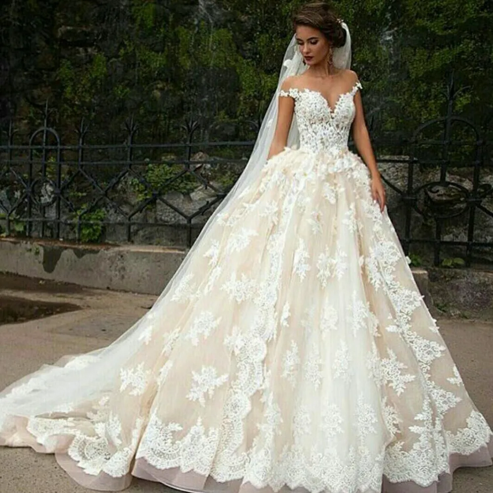 

New Arrival Sexy V Neck Lace bridal gown With Appliques vestido de noiva Custom Made Arabic 2018 mother of the bride dresses