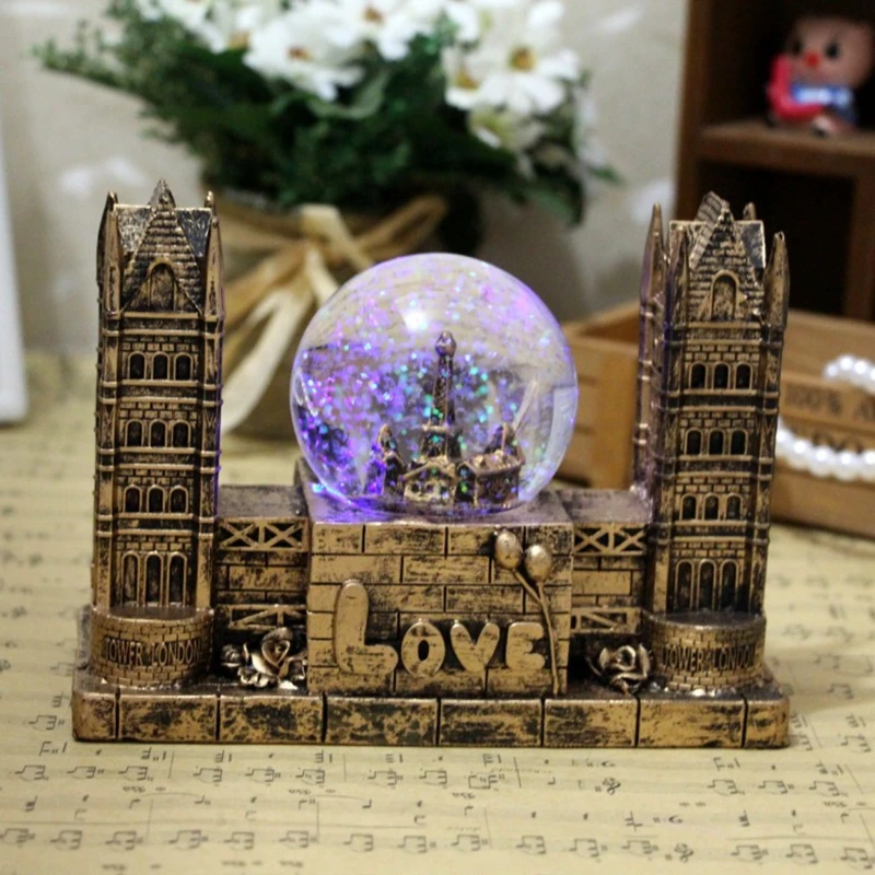 

Modern Architecture Tower Bridge Decoracion Hogar Creative Resin Music Box For Lover Love Pattern Home Craft Crystal Ball Gifts