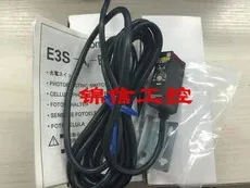 

FREE SHIPPING 2PCS/LOT E3JK-R2M1 Reflection type photoelectric switch