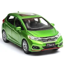 Модель автомобиля из 1:32 сплава, высокая имитация Honda Fit, металлические литья, оттягивание, мигающий и музыкальный