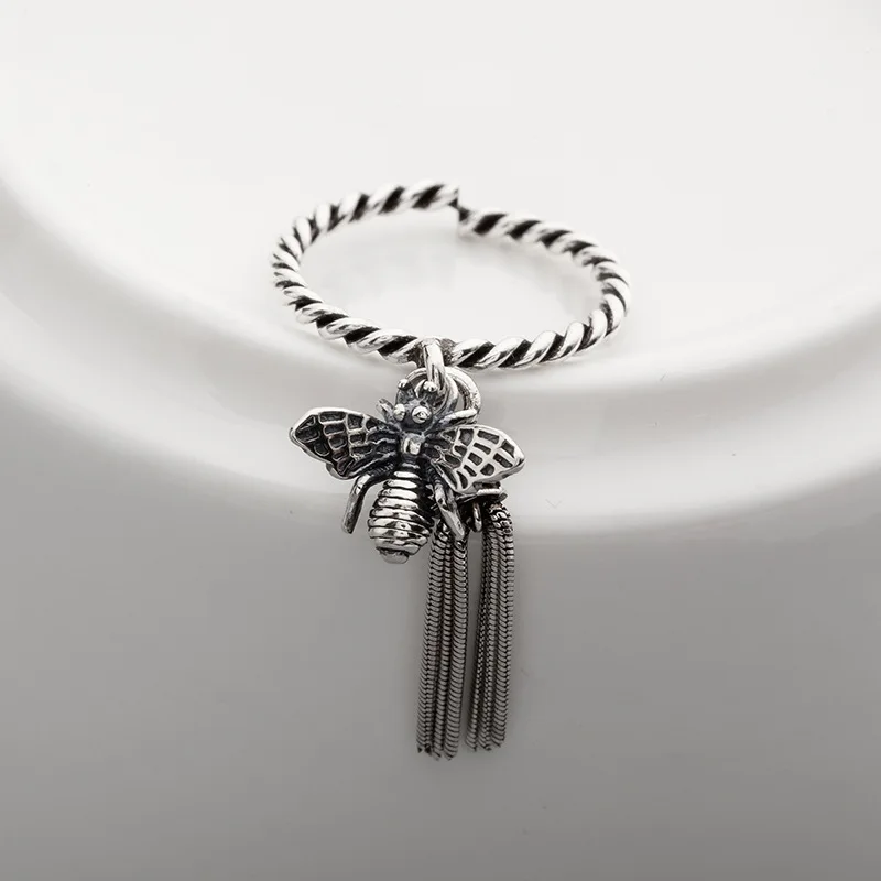 

Ziris Luxury Jewelry S925 Sterling Silver Vintage Antic Silver Bee Charms Chain Tassel Lady Girls Adjustable Ring Gift