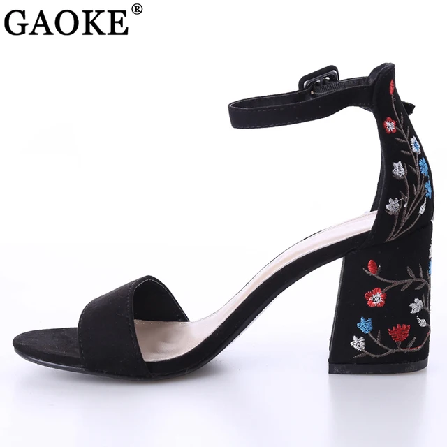 2018 Sexy women sandals open toe embroidery heels classic buckle strap platform woman sandals gladiator shoes women high heels