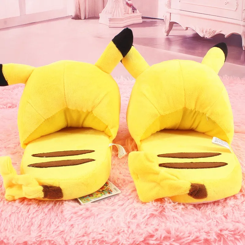 WHOHOLL/хлопковые тапочки в японском стиле с изображением Pokenom Pikachu; домашняя обувь для влюбленных женщин на толстой подошве; нескользящая и теплая подошва