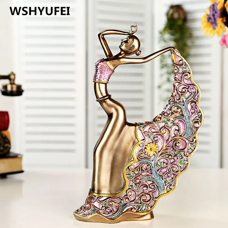 

Newly-made dancers, peacock dance, home decoration, new house decoration vase