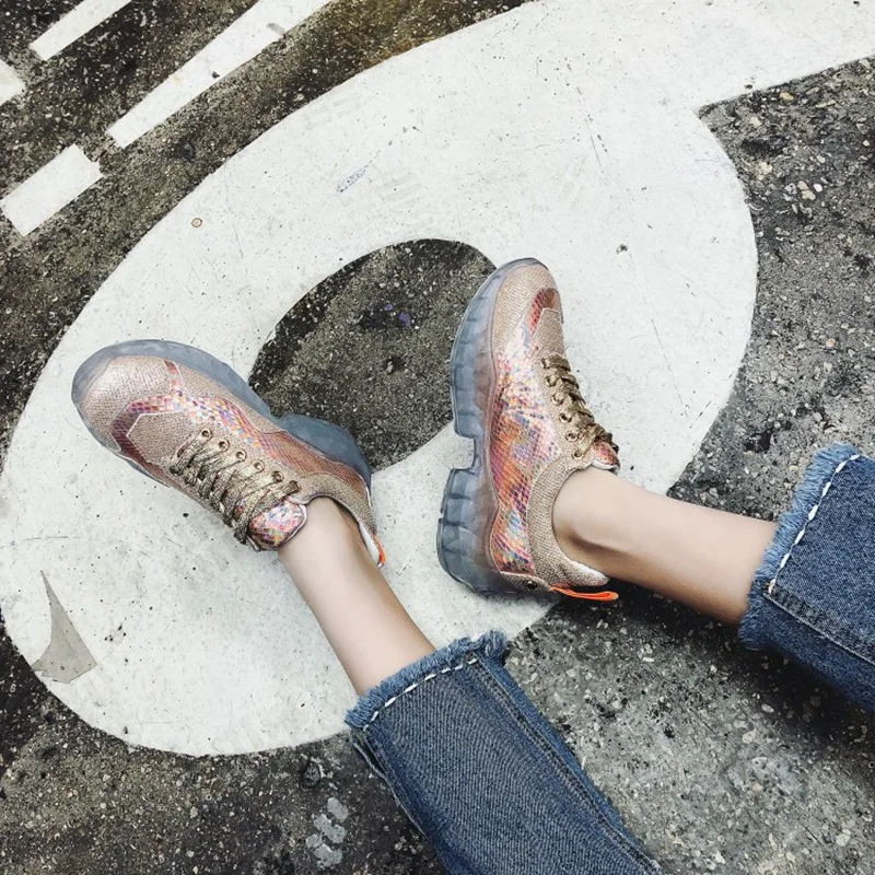 COOTELILI Luxury Lace Up Shoes Women Sneakers Spring Autumn Fashion Breathable PU Leather Women Shoes Soft Footwears 35-39 (11)