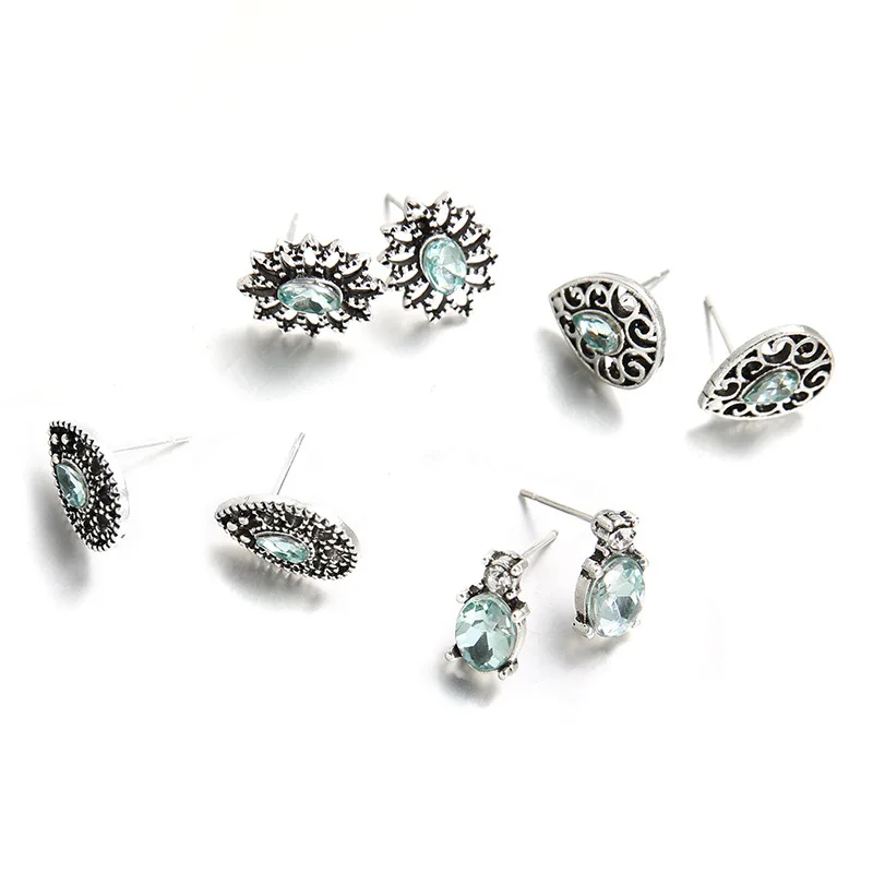 8731281132_917145012