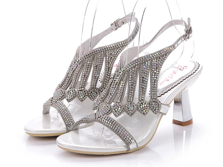 G-sparrow Female Sandals 2018 Summer New High-heeled Thick Heels Rhinestone Sandal Korean Size Diamond Shoes12