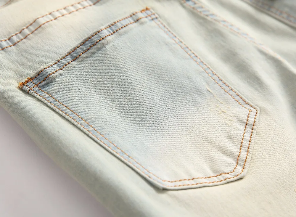 8853791407_1518810607