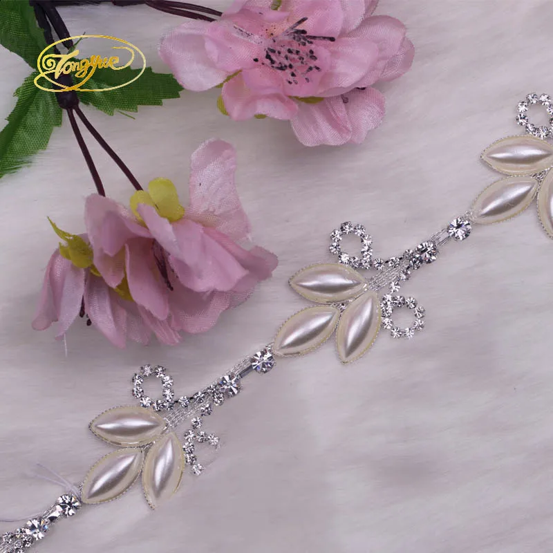 

1 Yd 3D Flower Shape Pearl And Rhinestone Basic Garment Sewing Applique Wedding Dress Decoration DIY Strass Adornment Crafts