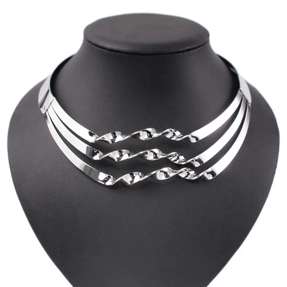 MANILAI геометрическое крученое металлическое ожерелье из сплава Чокеры ожерелье s для женщин Мода нагрудник массивное ожерелье Панк ювелирные изделия - Окраска металла: Silver Necklaces