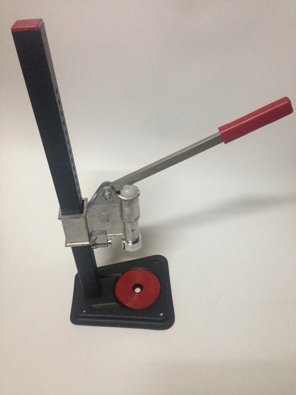 Manual beer bottle crimping capping tools equipment cap sealing machine