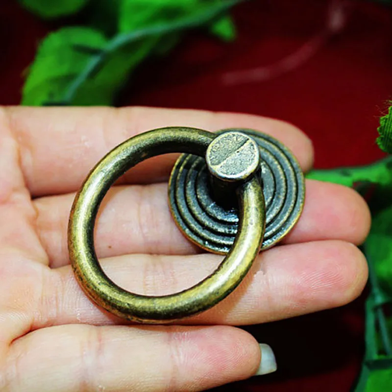 46mm-37mm-Vintage-Brass-Circles-European-Kitchen-Cupboard-Knob-Cabinet-Furniture-Wardrobe-Drawer-Pull-Handle-Drop (1)