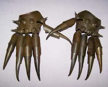 

Statue of copper glove Raddoppiamento Free shipping