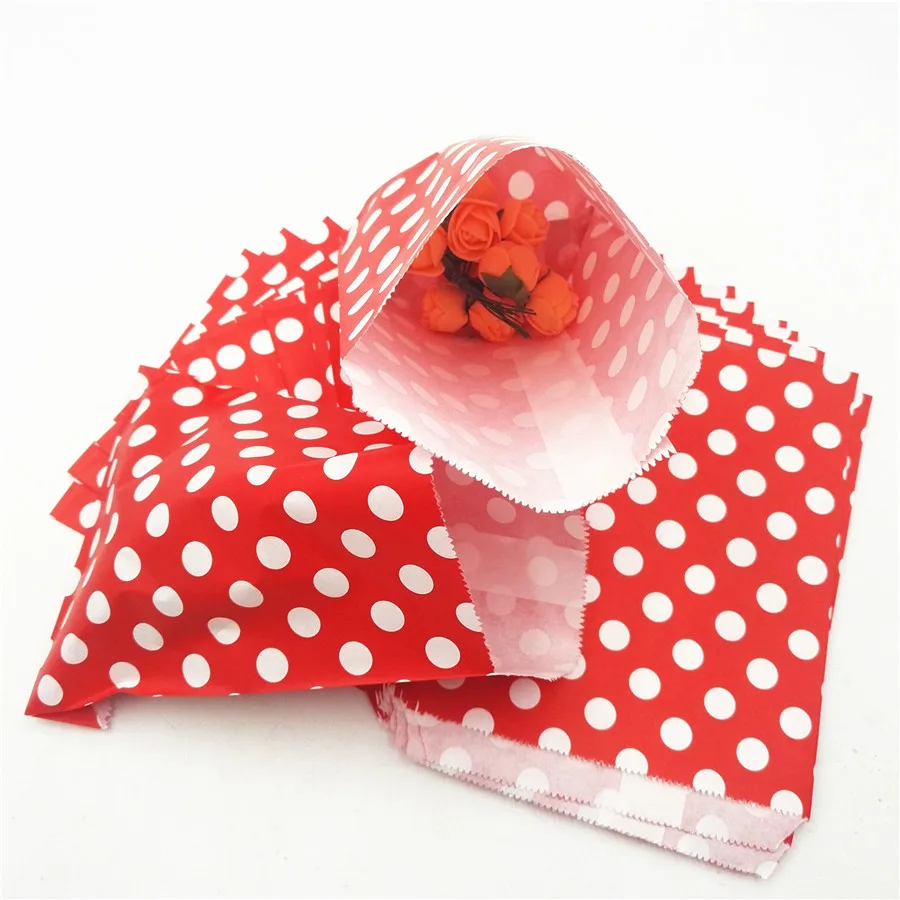 

25pcs/lot Polka Red Dot Kraft Paper Bags Popcorn Food Gifts Candy Treat Bags Wedding Birthday Buffet Party Decoration Favor