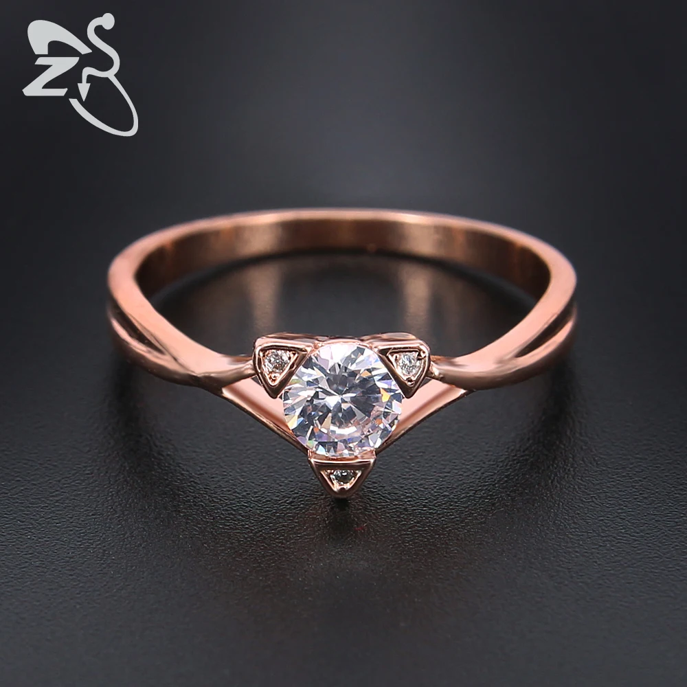Triangle Design Engagement Rings Prongs Setting Round Cubic Zirconia