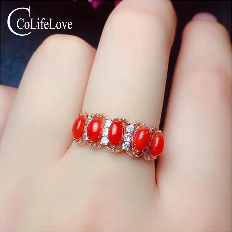 

Кольцо женское из серебра 100% пробы с красным кораллом