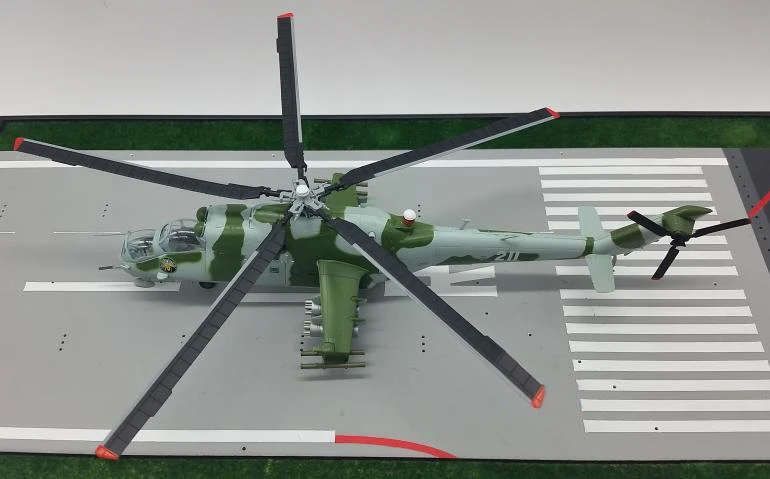 1: 72 польские ВВС MI-24 модель вертолета труба 37038 Коллекционная модель