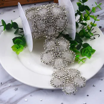 

5pcs Hand beaded sewing bridal flower round silver clear crystal glass rhinestone applique iron on wedding for dresses