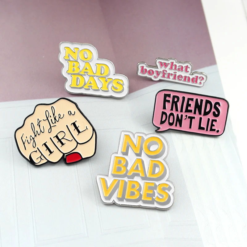 Вдохновляющая декларированная брошь в форме буквы NO BAD DAYS NO BAD VIBES Girl power эмалированные шпильки деним счастливый значок ювелирные украшения для феминисток подарки