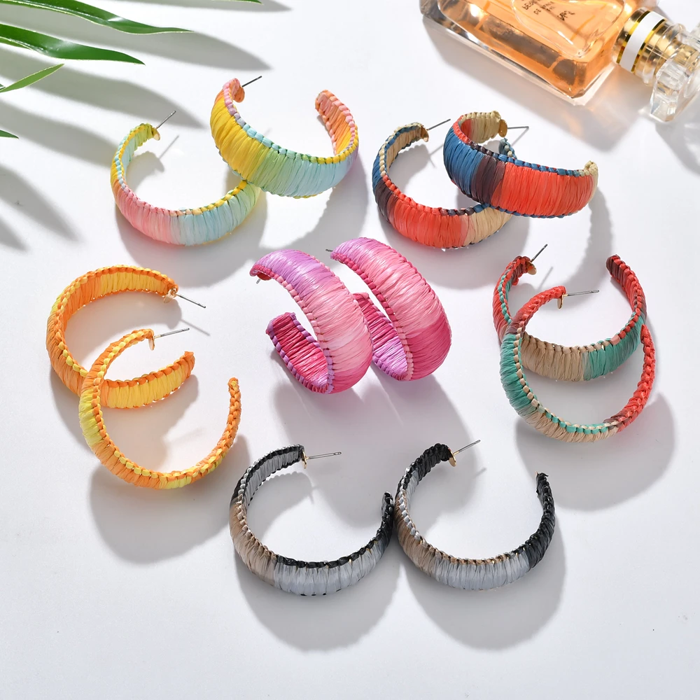 

2019 New Summer Beach Handmade Raffia Thread Wraped Rainbow C Round Hoop Earrings Korean Fashion DIY Party Club Ear Jewelry