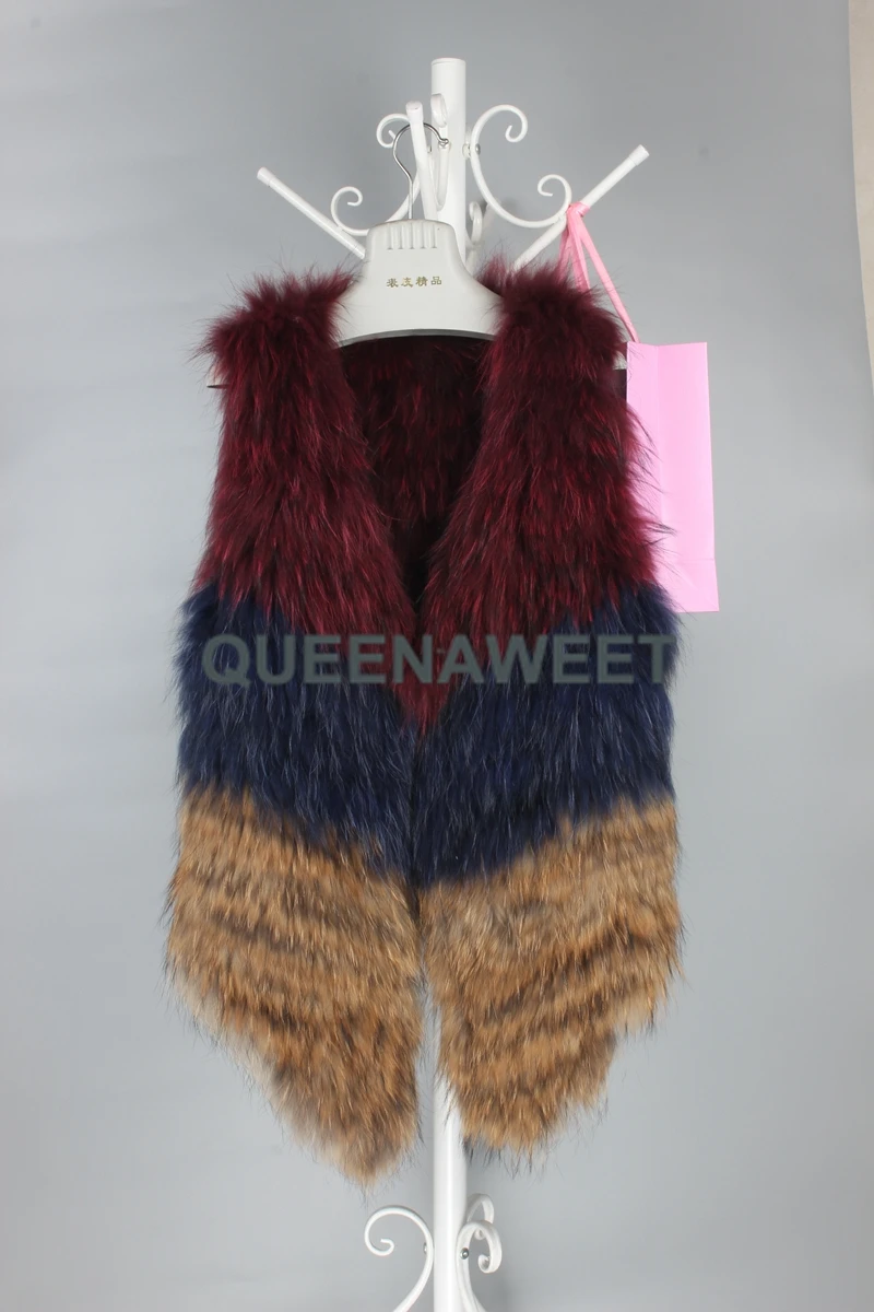 

Real Knitted Raccoon Fur Vest Three Color Gilet Raccoon Fur Waistcoat Quality A