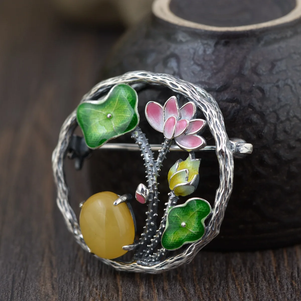 Thai Silver Lotus Brooch Pendant Handmade Flower Enamel Silver Brooches Flowers Natural Stone Chinese Style Pins Jewelry SBH0005 Thai Silver Lotus Brooch Pendant Handmade Flower Enamel Silver Brooches Flowers Natural Stone Chinese Style Pins Jewelry SBH0005