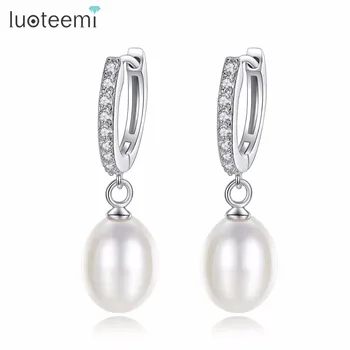 

LUOTEEMI 8-9mm Freshwater Pearl 925 Sterling Silver Huggie Earrings AAA Cubic Zirconia Clip on Earrings Fine Jewelry for Women
