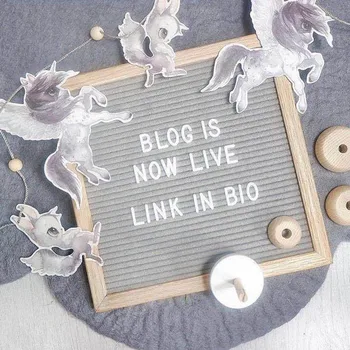 

Felt Letter Board Wooden Frame Changeable Symbols Numbers Characters Message Boards for Home Office FP8