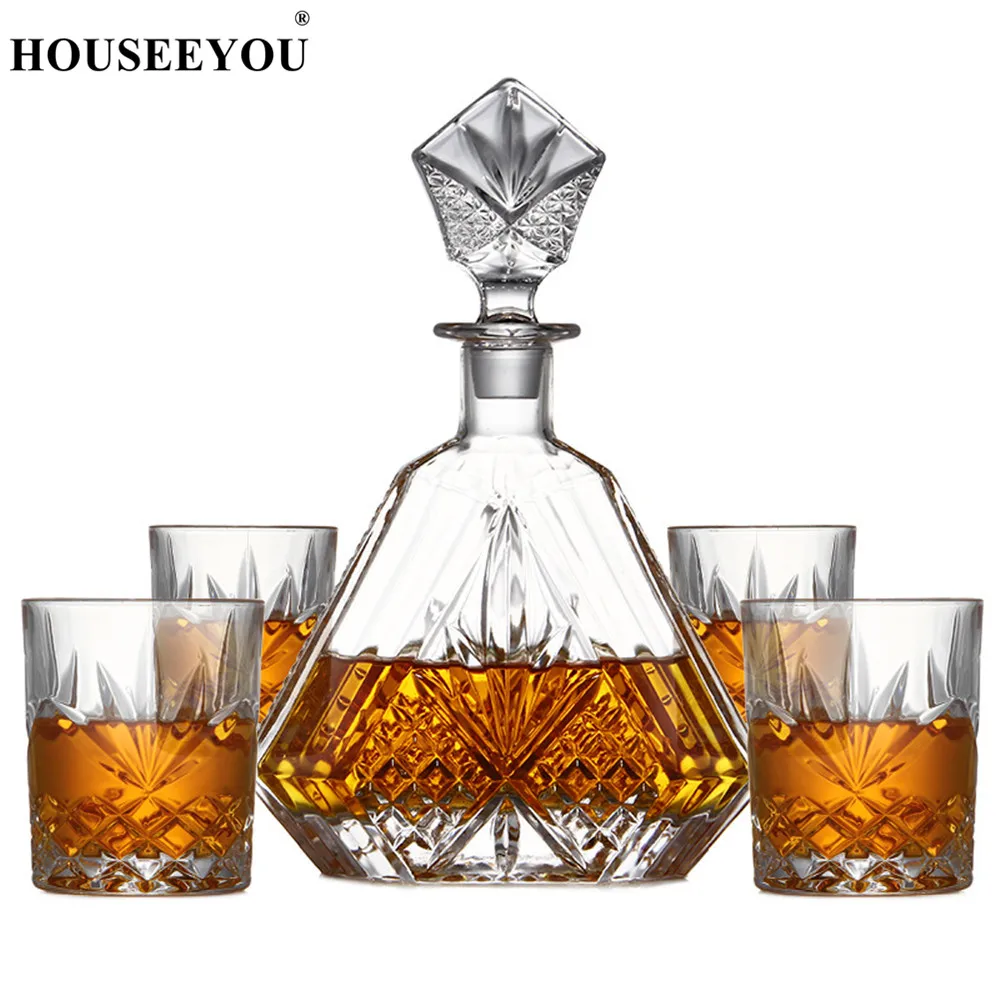 

HOUSEEYOU Luxury Lead Free Crystal Wine Glasses 1 Diamond Decanter + 4 Engraving Whisky Cups Collection Clear Bar Tool Sets