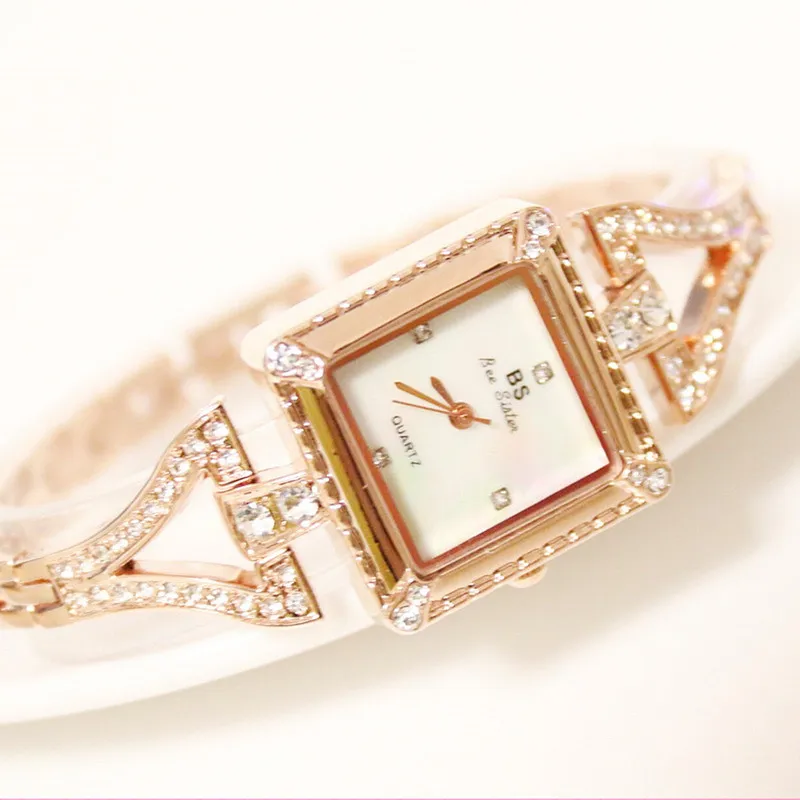 

Rose Gold Ladies Quartz Watch Full Rhinestone Small Chain Female Watch Square Dial High Quality No Digital Custom Linked List
