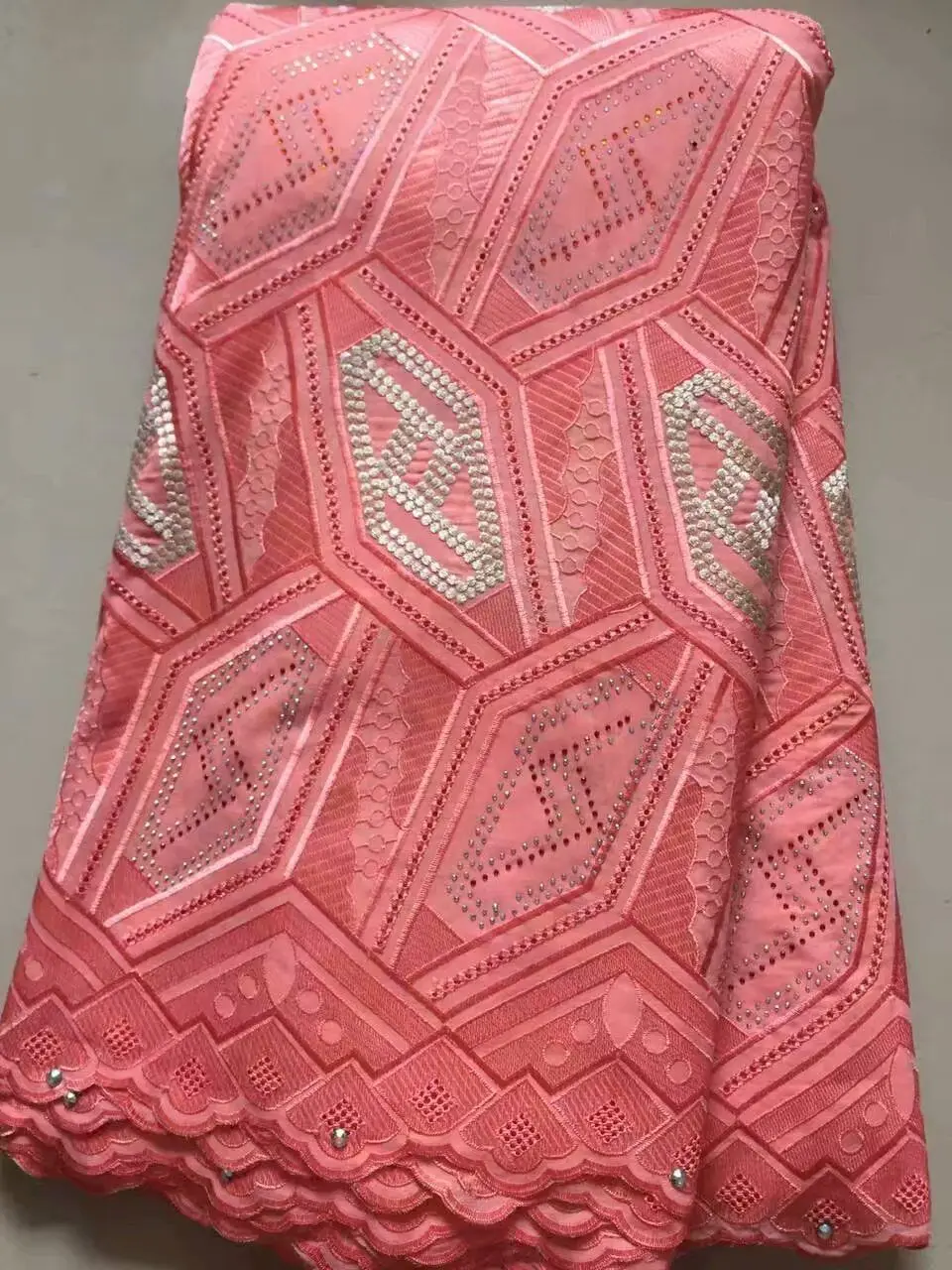 

New Design High Quality African Swiss Voile Lace/Luxury Swiss Voile Lace In Switzerland For Dresses With Stone