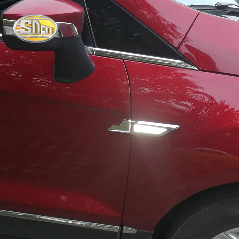 

Universal LED Daytime running lights Reversing lights for Lexus CT200h IS350 IS250 car fender side door turning driving light