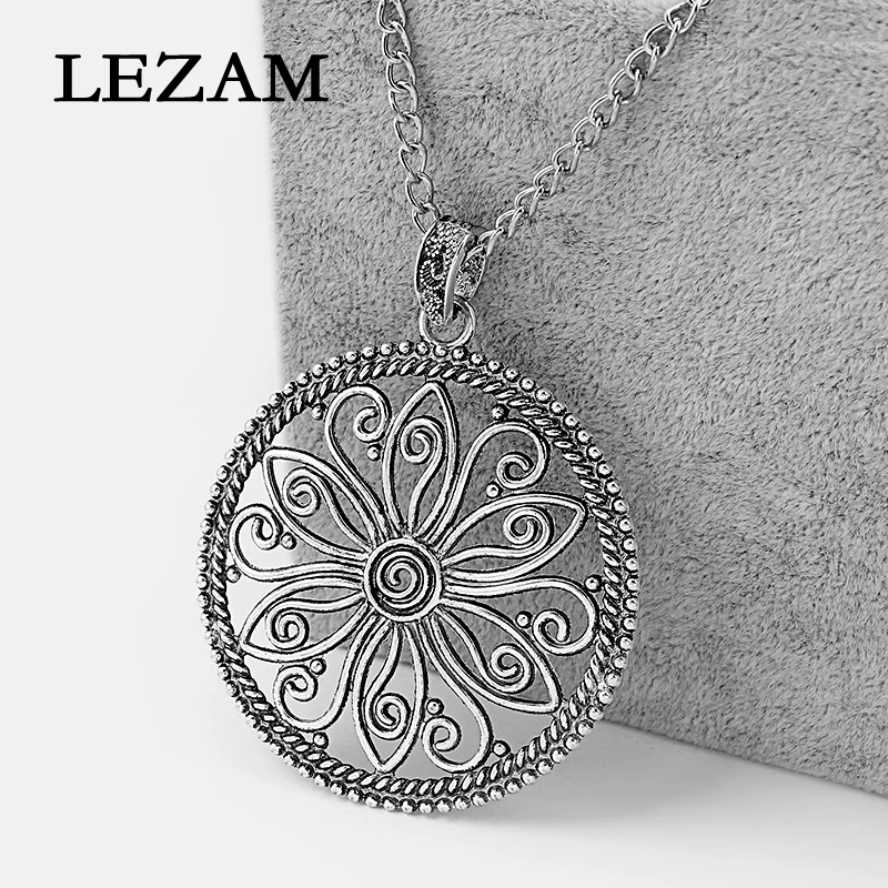 

1pcs Fashion Necklace Charms Boho Bohemia Open Flower Filigree Swirl Round Pendant Collar Metal Chain Necklace Jewelry Bijoux