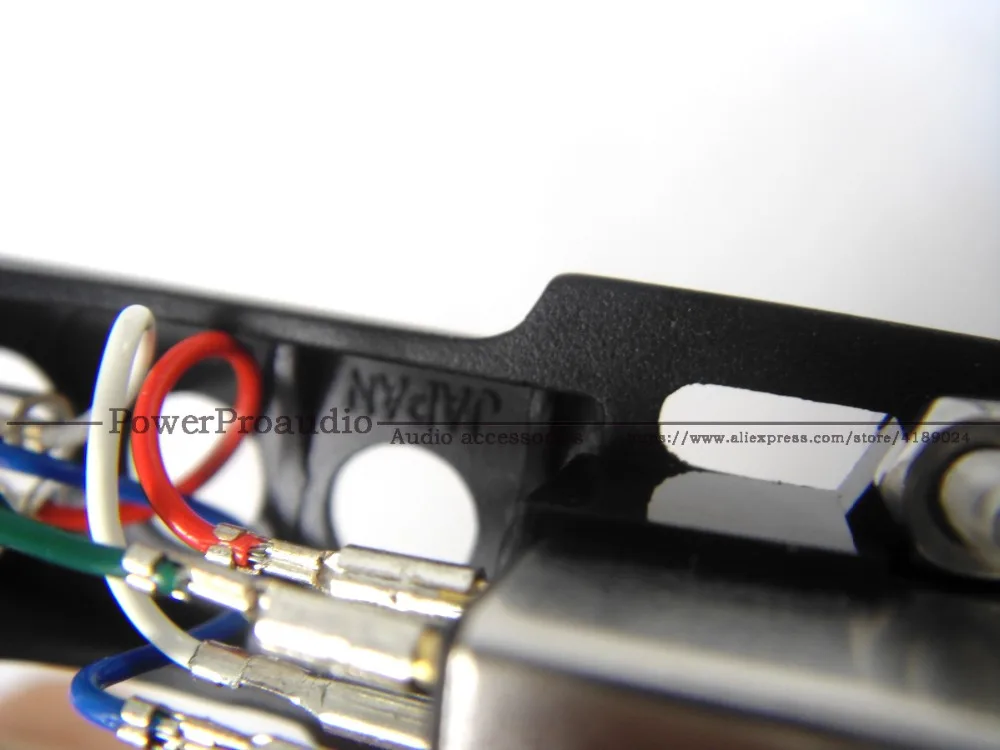 1Set Magnetic Cartridge Stylus + Turntable Headshell 4 Pin Contacts For Phonograph Turntable Gramophone LP Vinyl Needle