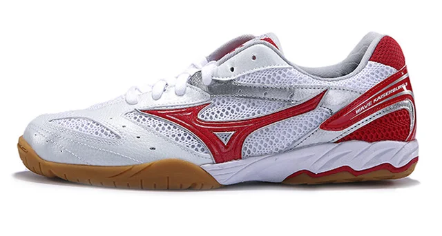 mizuno wave kaiserburg 3