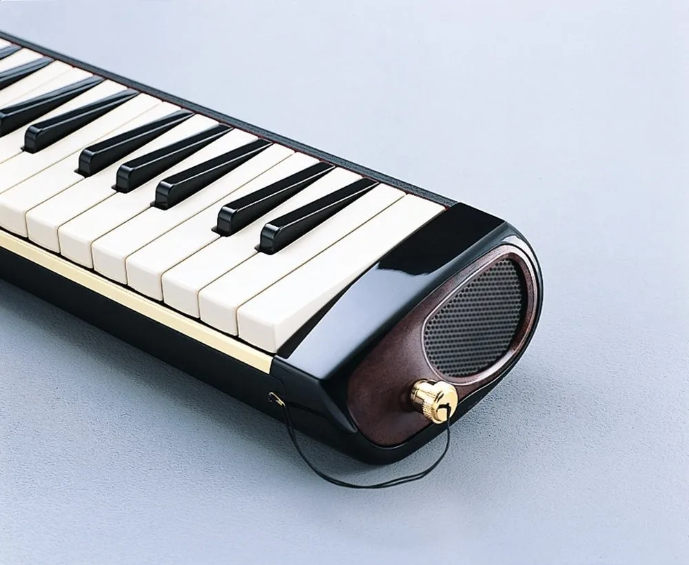 SUZUKI PRO-37V2 Pro 37-Key Professional Melodion Alto melodica с чехлом Professional Performance