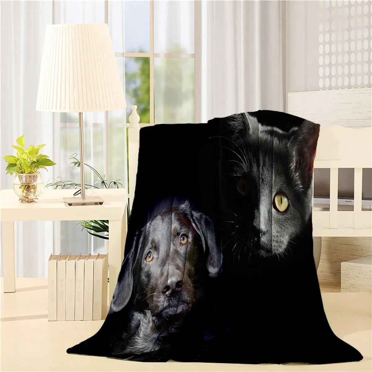 

CHARMHOME Throw Blanket Warm Pet-Friendly with Cat and Dog Animal Pets Print Super Soft Black Fleece Blanket for Adult Kids