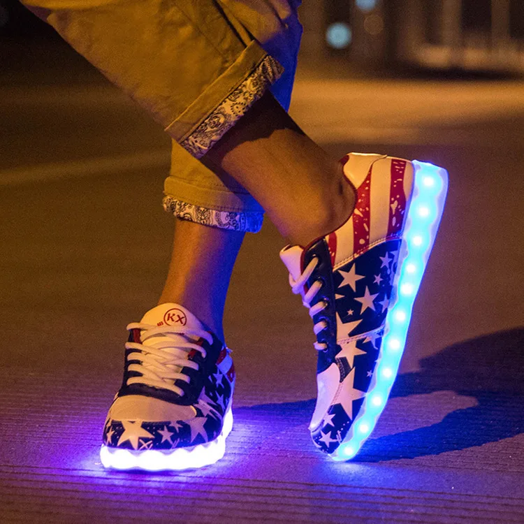 

Keduoduo 2020 summer led shoes men unisex cartoon sneakers shoes with light usd charger