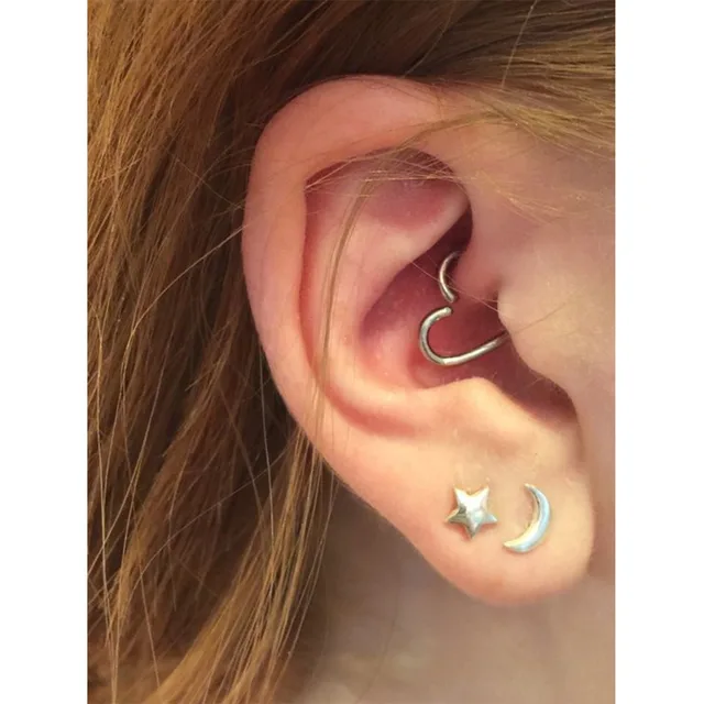 VOJO G23 Titanium Septum Ring - 16G 10mm/8mm Teardrop Clicker For Daith, Helix, Nose, Tragus Piercings