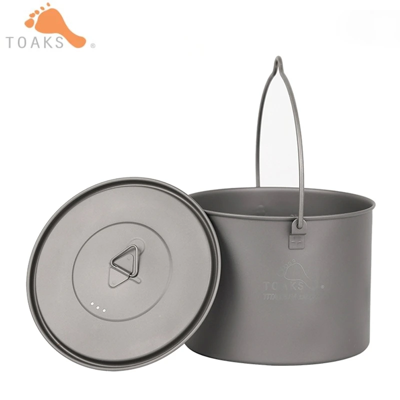 

TOAKS Titanium Pot 1.3L Outdoor Camping Cookware Hanging Pot Ultralight Portable Pot With Folding Handles Lid 141g POT-1300-BH