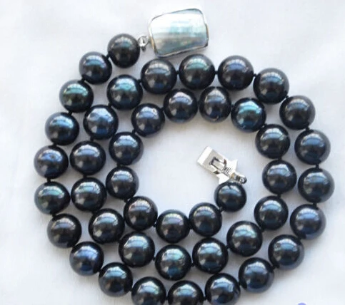 

0600 BLACK WHITE FRESHWATER PEARL NECKLACE MABE