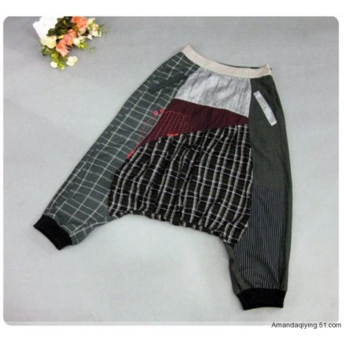 

Ms. Deg, Spain, spliced up Hallen pants