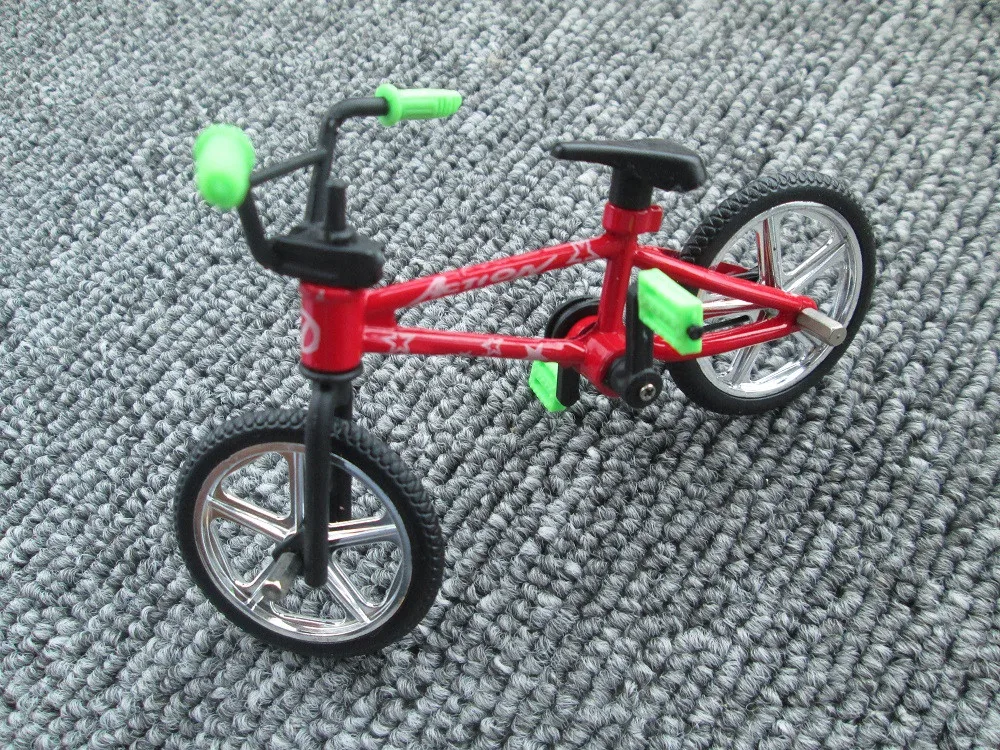 Мини-Пальчиковый велосипед Модель игрушки BMX велосипед смешной Рождественский подарок для детей Дети Мальчики с случайным цветом