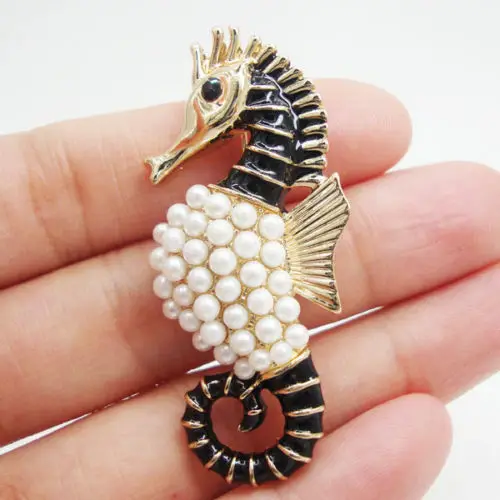 

Retro Style Hippocampus Black Rhinestone Crystal Animal Little Brooch Pin