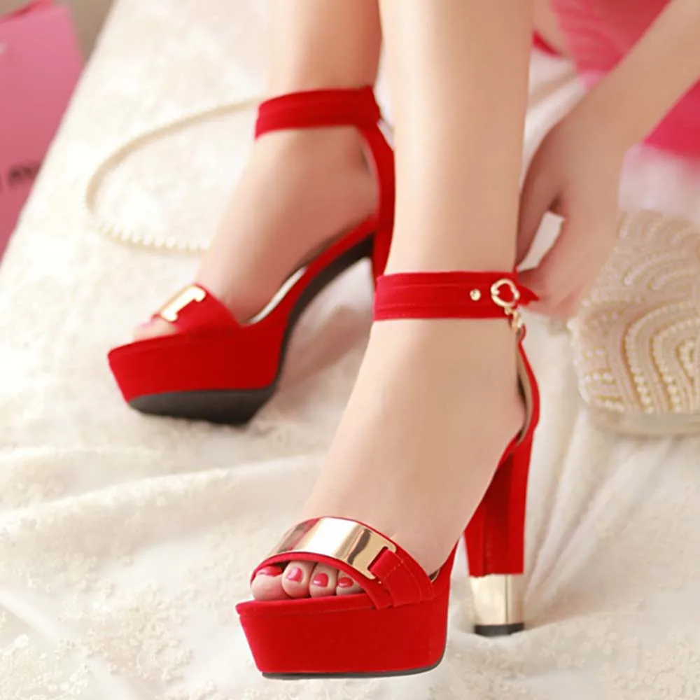 sandálias altas 2018