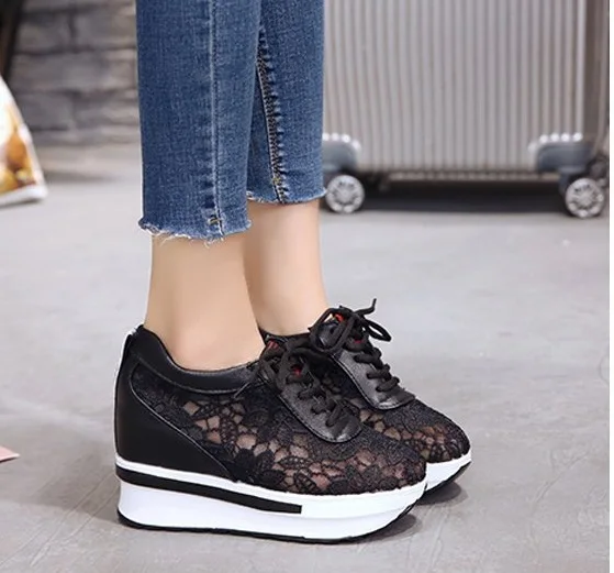 8955269252_1048653052