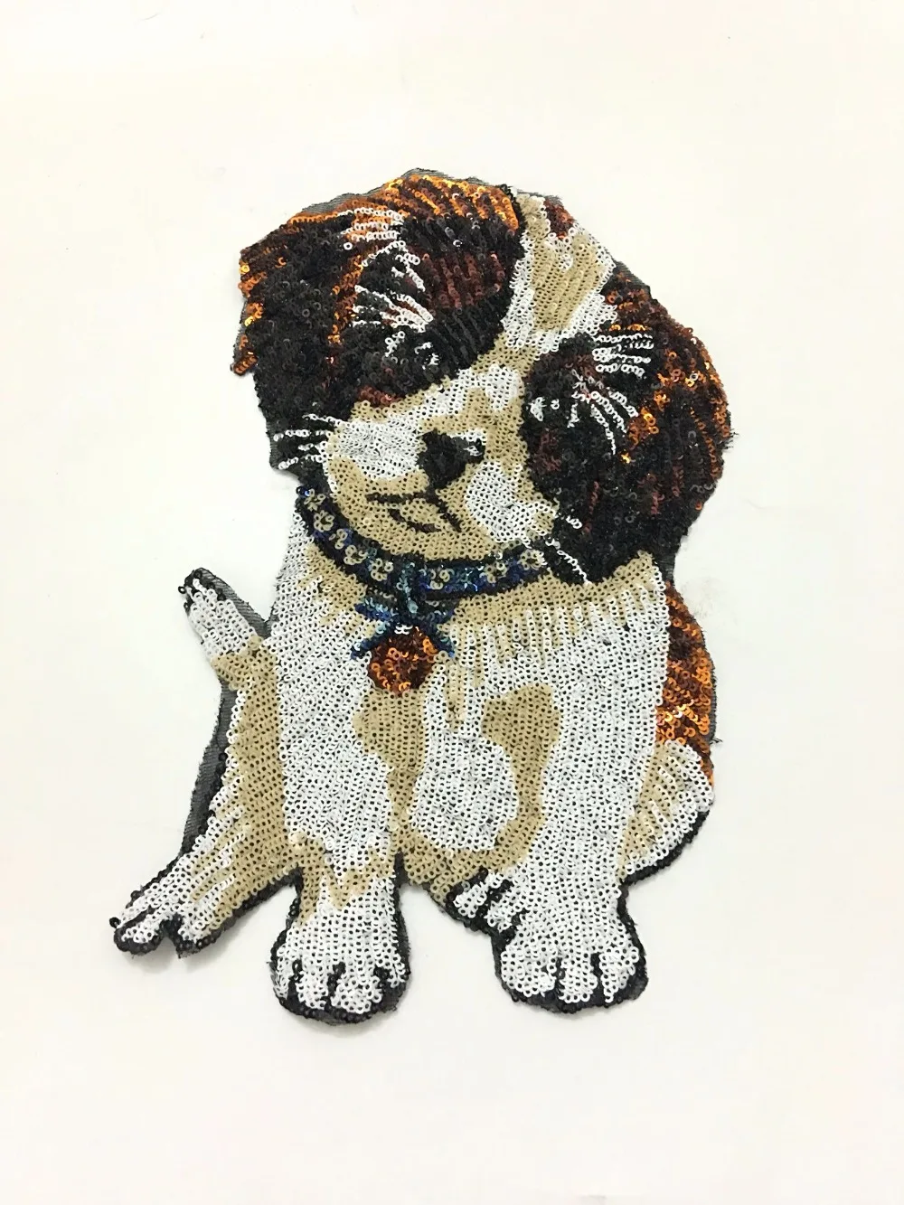 1pcs Cute dog sequined patch vintage embroidered applique fashion clothing decoration sew on