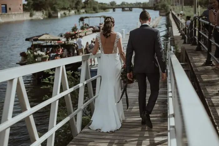 calling-this-industrial-montreal-wedding-at-entrepots-dominion-glamorous-would-be-an-understatement-gabrielle-dem-25-700x467
